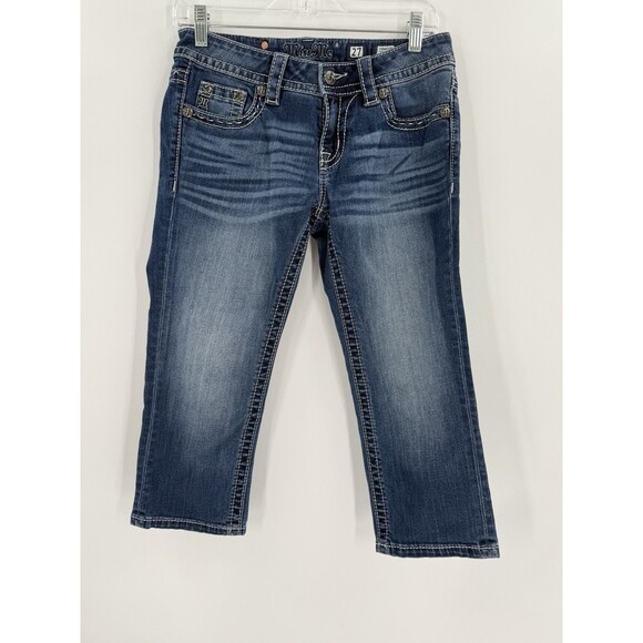 Miss Me Signature Capris Jeans Size 27 Horseshoe Angel Wings 30" x  20.5" EUC - Picture 7 of 16